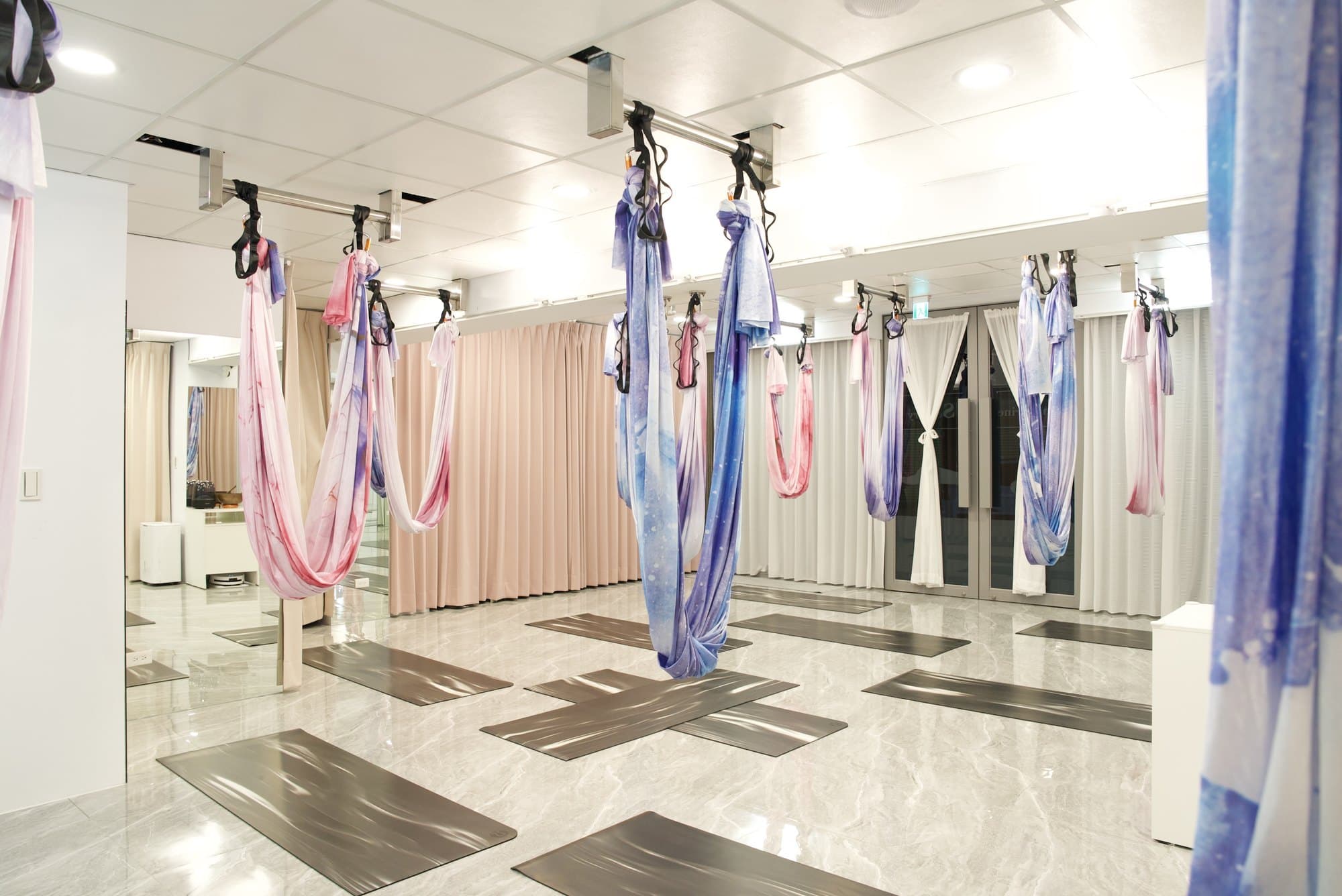Salām Yoga 福科店 店內環境 3 — 台中西屯空中瑜伽教室空間