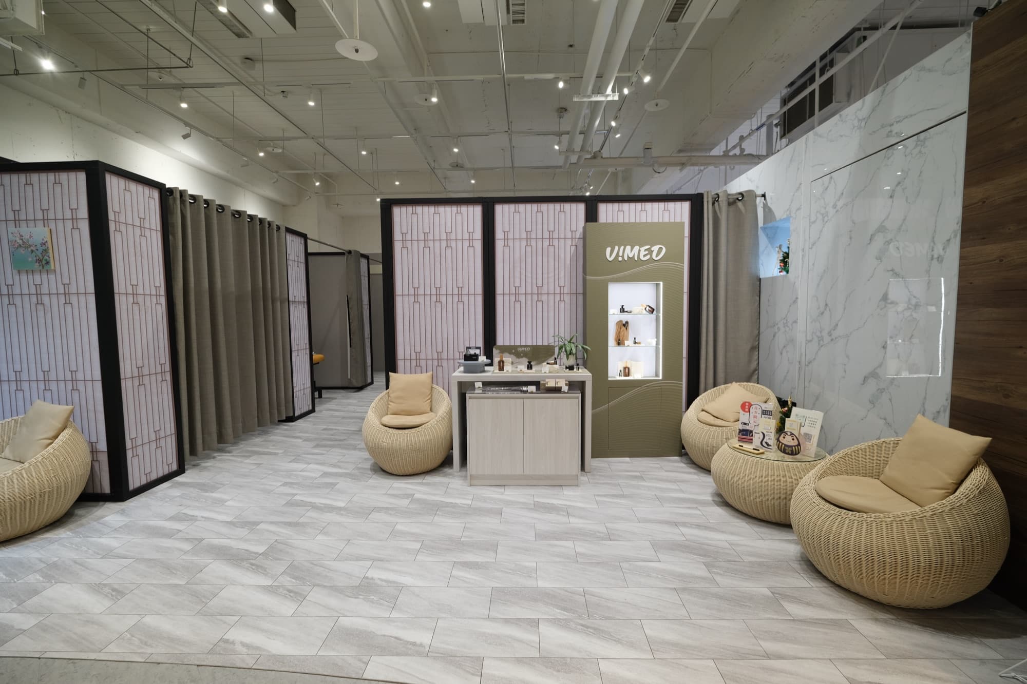 鬆鶴 Body Studio 文心秀泰店 店內環境 2 — 台中南屯一對一張力調整空間